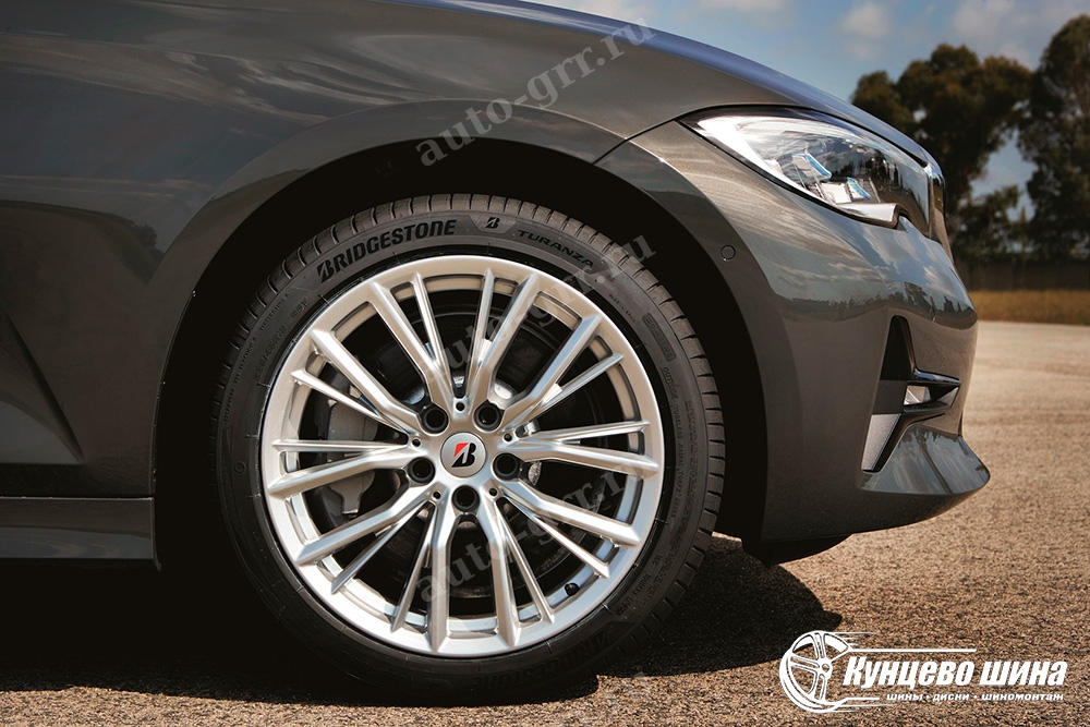 Правое переднее. 