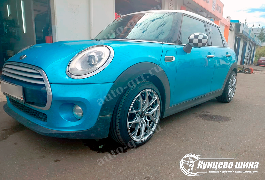 HMD 1295 + Hankook Ventus Prime4 K135 + Mini Cooper. 