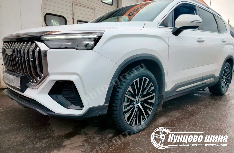 KoKo Kuture GXRF176 + Geely Okavango. 