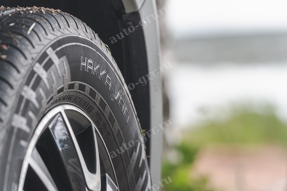 Легковые шины Nokian Hakka Van 215/60R16