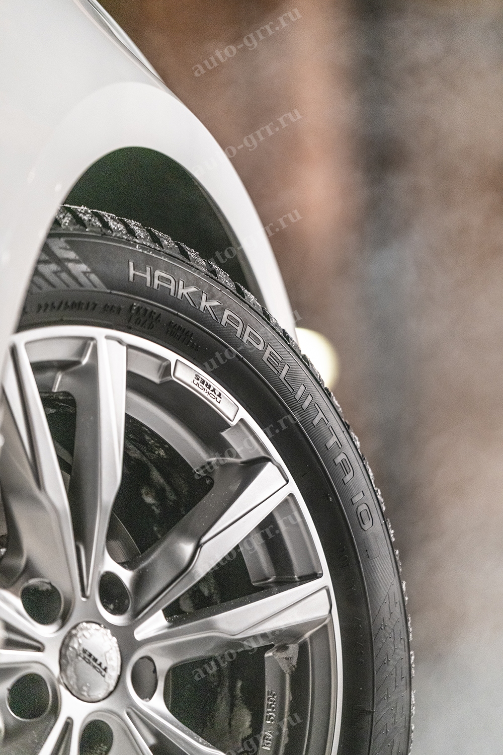 Легковые шины Nokian Hakkapeliitta 10p 275/50R20