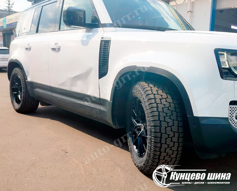 HMD 1295 + Pirelli Scorpion All Terrain Plus. 