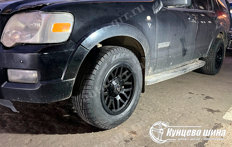 Powcan Y5369 + Ford Explorer. 